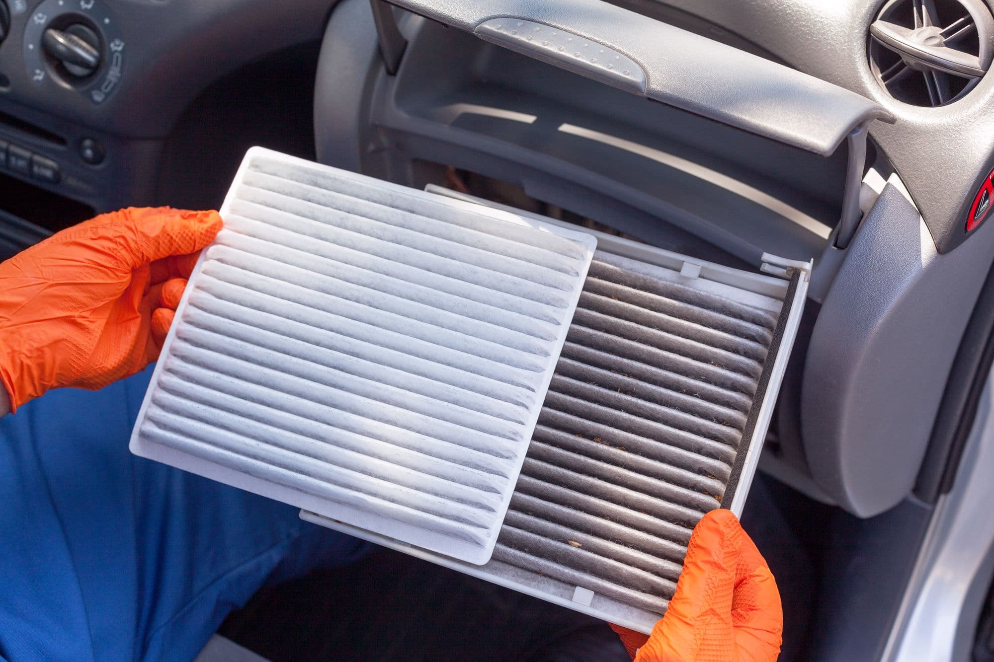 Illustration showing signs you need an AC filter replacement including weak airflow and dirty filters